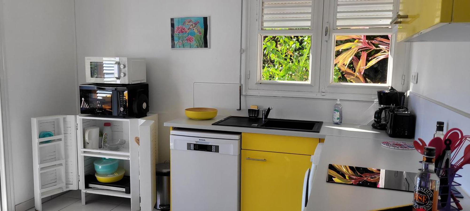 Bel appartement privé, magnifique vue sur la mer des Caraibes et jardin clos, WiFi, à 2mn de la plage Sainte-Luce Esterno foto